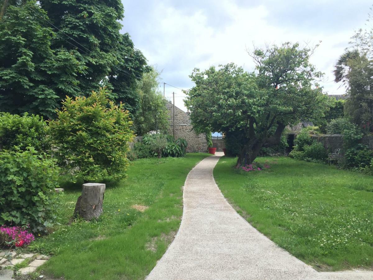L'Ermitage Bed & Breakfast Saint-Vaast-la-Hougue Exterior foto